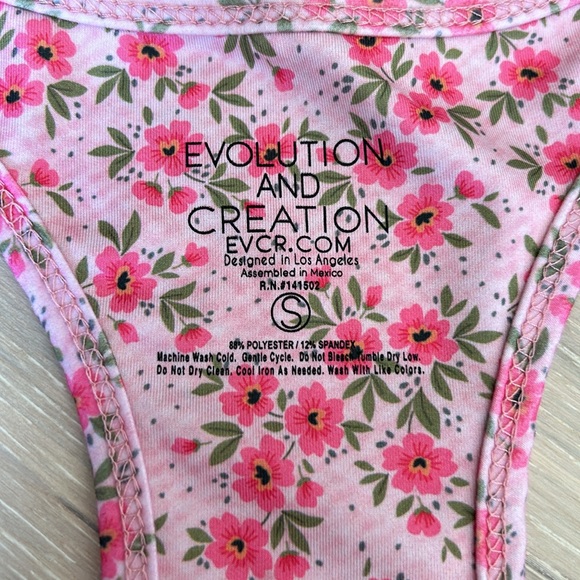 Evolution and Creation Workout Tank/Sports Bra - Picture 2 of 4